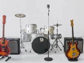 Alat Musik Modern Perkembangan, Jenis, dan Perannya dalam Musik Masa Kini