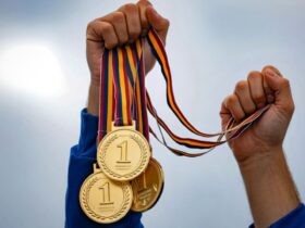 Medali Emas: Makna, Sejarah, dan Perannya dalam Dunia Olahraga