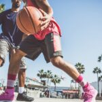 Operan yang Dilakukan dalam Permainan Bola Basket Melalui Pantulan Disebut Apa? Ini Penjelasan Lengkapnya