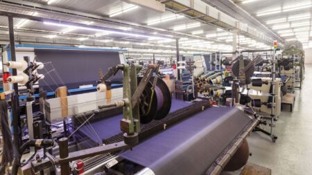 Pabrik Tekstil: Peran, Proses Produksi, dan Dampaknya bagi Industri Modern