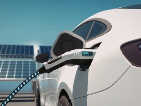 Mobil Listrik di Indonesia: Prospek, Keuntungan, dan Tantangan Saat Ini
